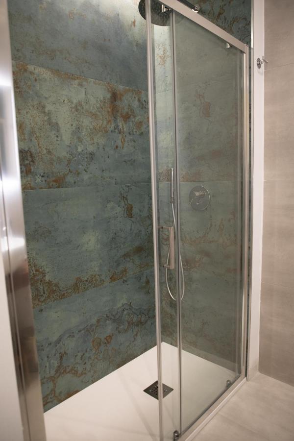 נאפולי South Hands Luxury Rooms מראה חיצוני תמונה