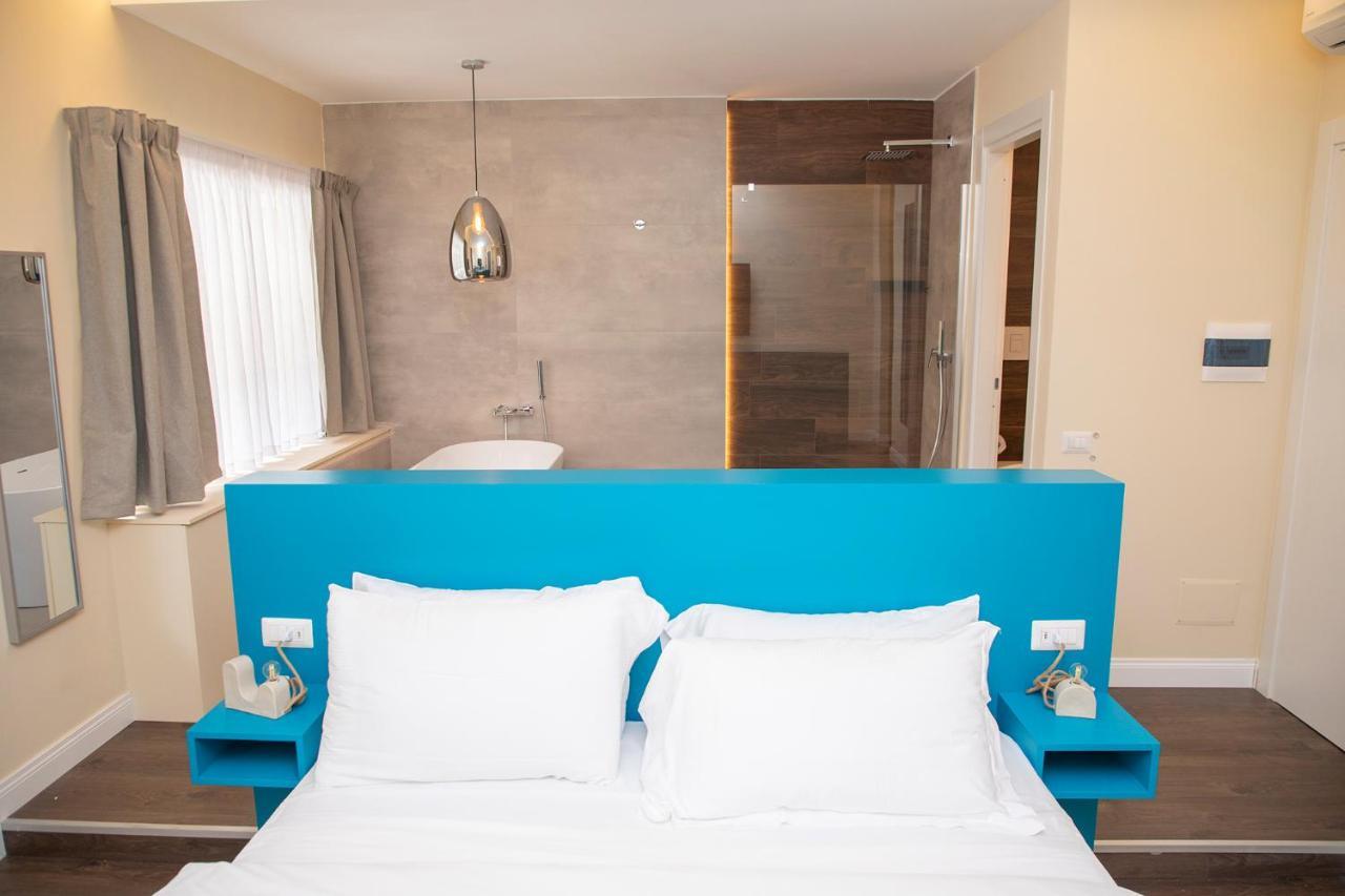 נאפולי South Hands Luxury Rooms מראה חיצוני תמונה